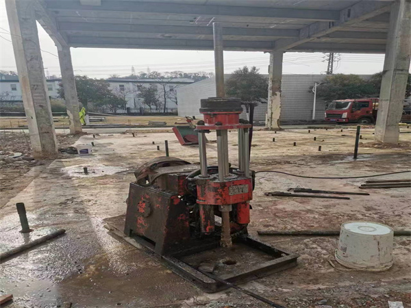 青山袖阀管小导管注浆加固施工工艺